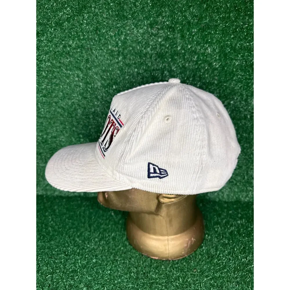 New Era New England Patriots Throwback Corduroy Golfer Snapback Hat
